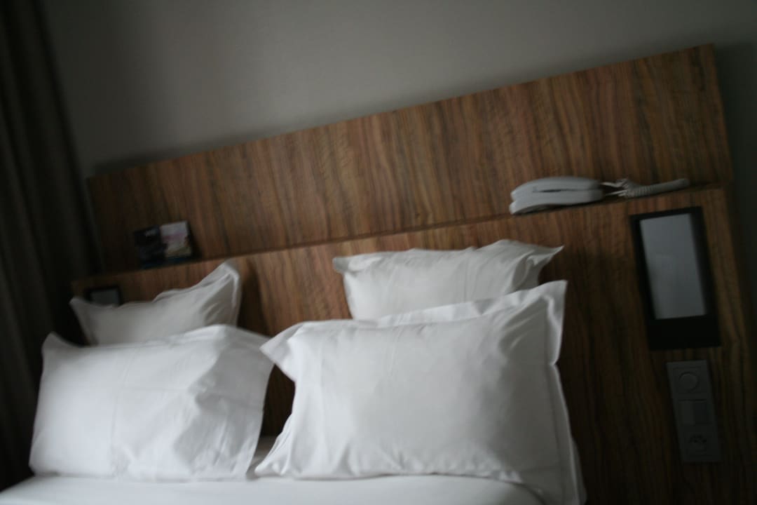 Blick auf das Bett Hotel Libertel Gare de L'Est Francais