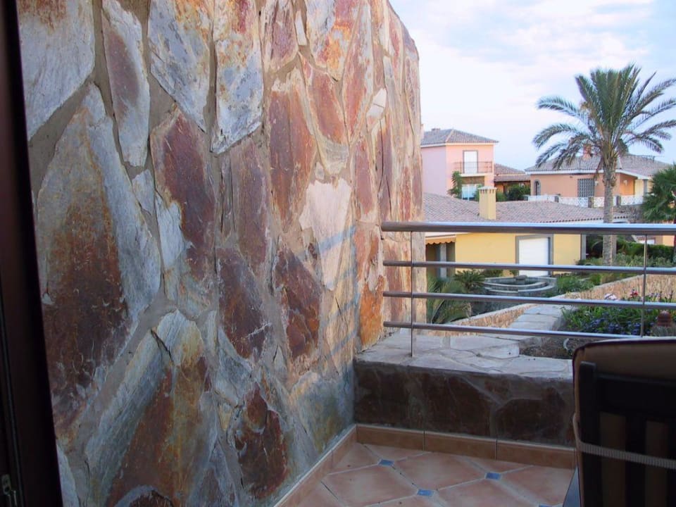 Blick vom Zimmer auf den Balkon H10 Playa Meloneras Horizons Collection
