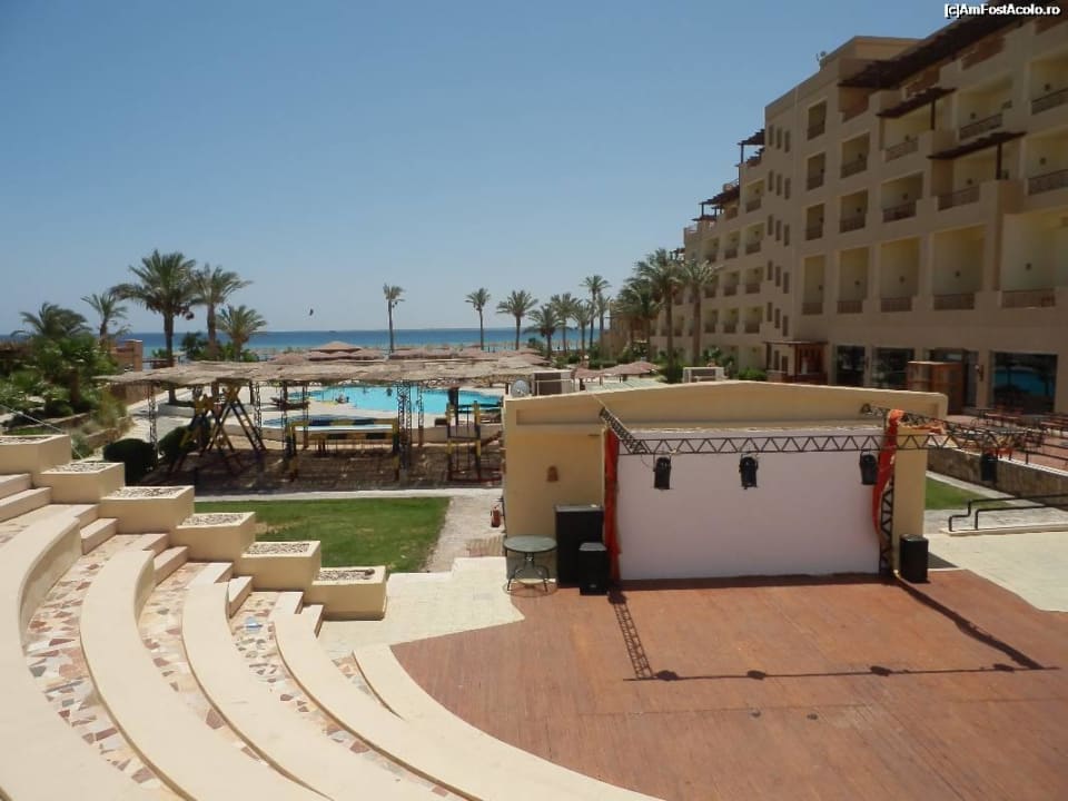 Amphitheater Imperial Shams Abu Soma