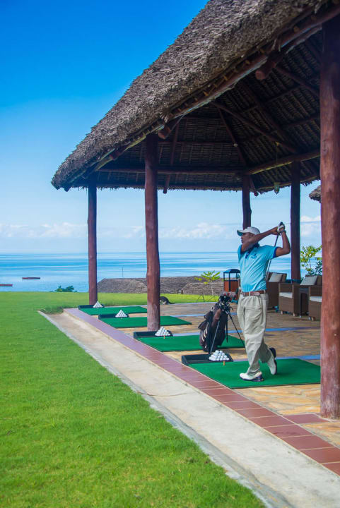 Golf Driving Range Sea Cliff Resort & Spa