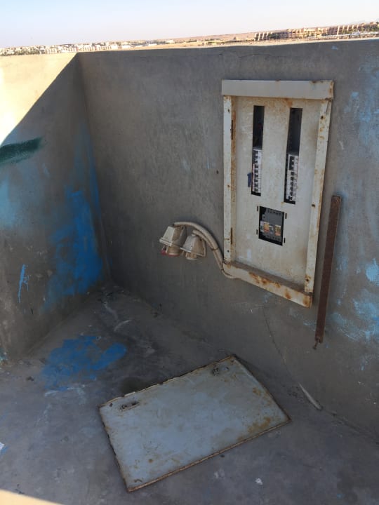 Strand Hotel Titanic Palace