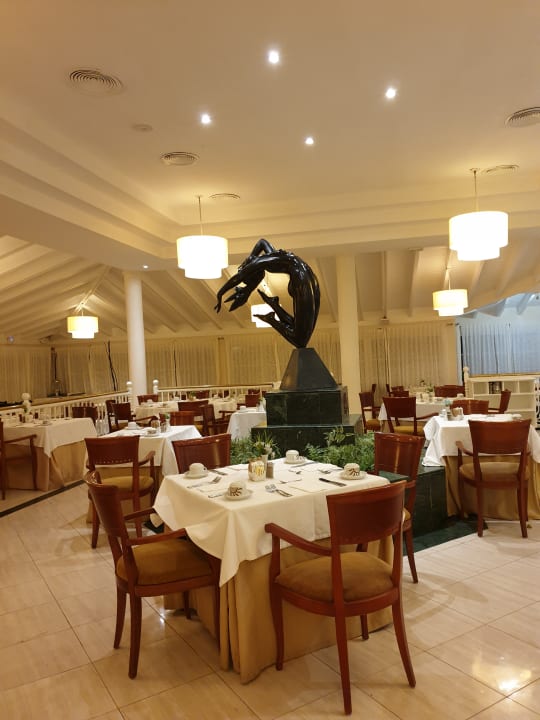 Gastro Bahia Principe Grand El Portillo