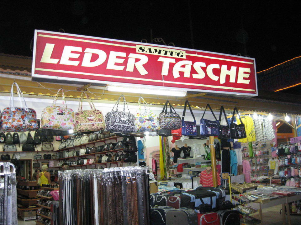 Hier kann man günstig shoppen Sunis Kumköy Beach Resort Hotel & Spa