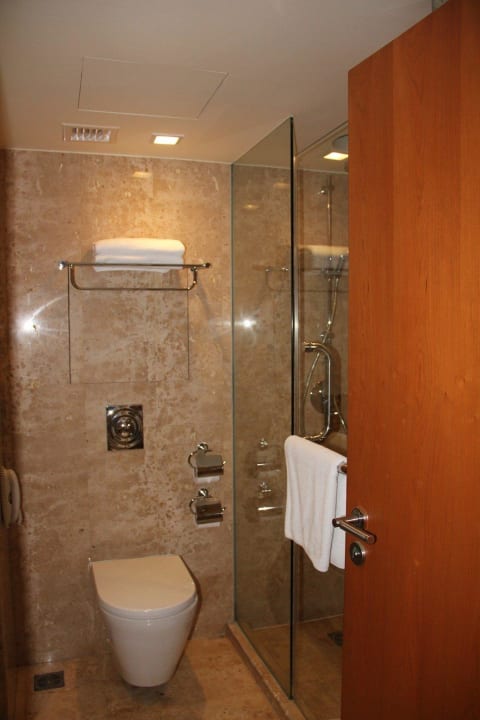 Badezimmer Royal Orchid Sheraton Hotel & Towers
