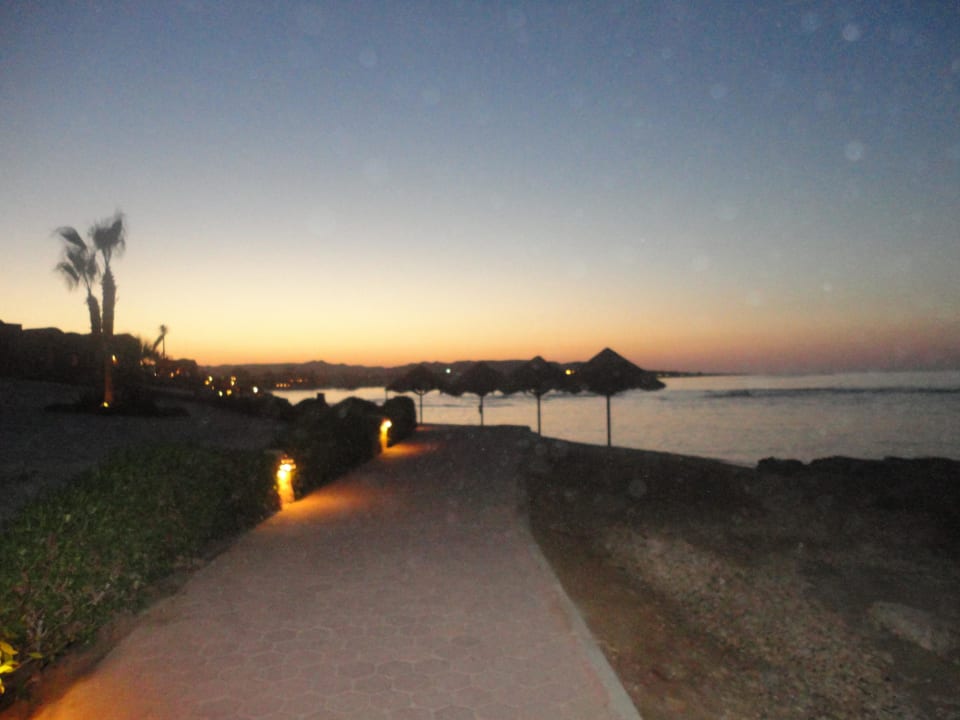Sonnenuntergang Mövenpick Resort El Quseir
