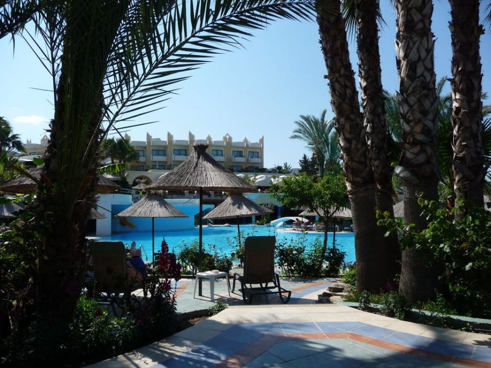 Gartenanlage Mai 2009 Atrium Palace Thalasso Spa Resort & Villas