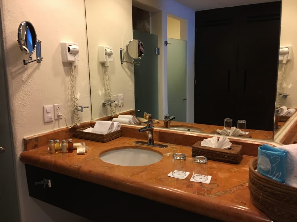 Zimmer Akumal Bay Beach & Wellness Resort