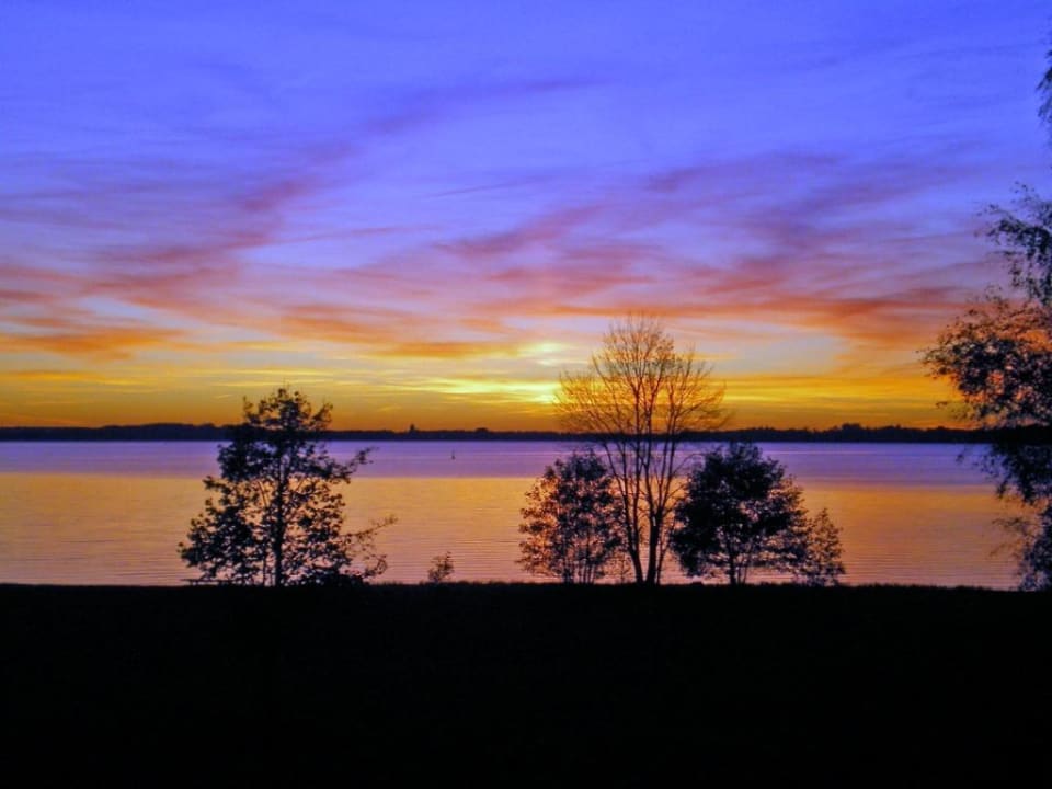 Sonnenuntergang Pension und Restaurant Lenzer Krug