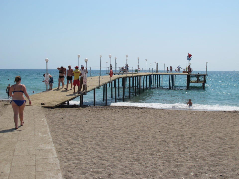 Strand und Steg am Strand Sunis Elita Beach Resort & Spa