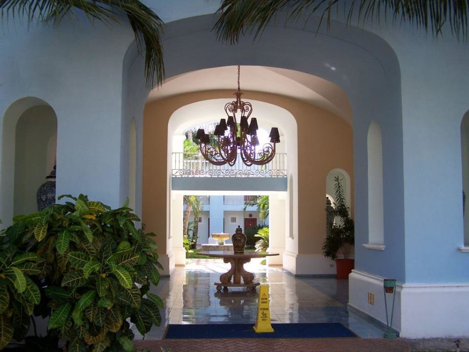Hauseingang Gebäude 5 Iberostar Selection Hacienda Dominicus