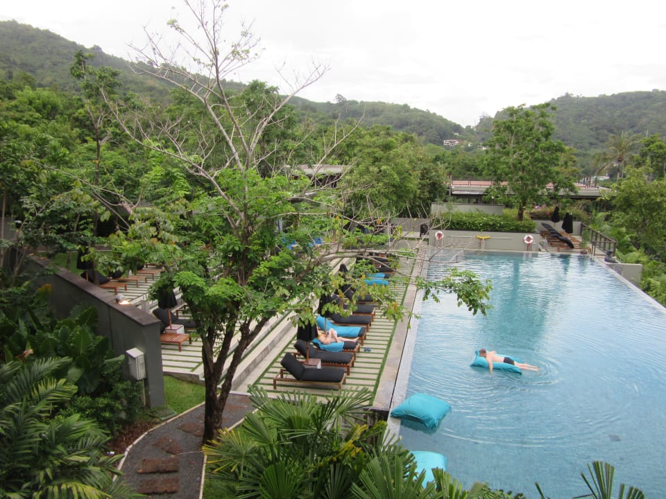 Pool Pullman Phuket Arcadia Naithon Beach