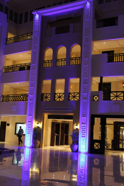 So ein Eingang hab ich noch nie gesehen Steigenberger ALDAU Beach Hotel