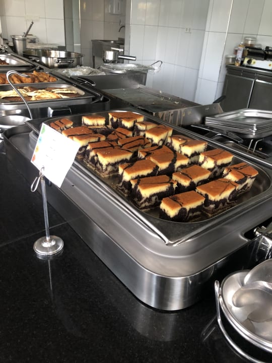 Gastro Well Palace Side