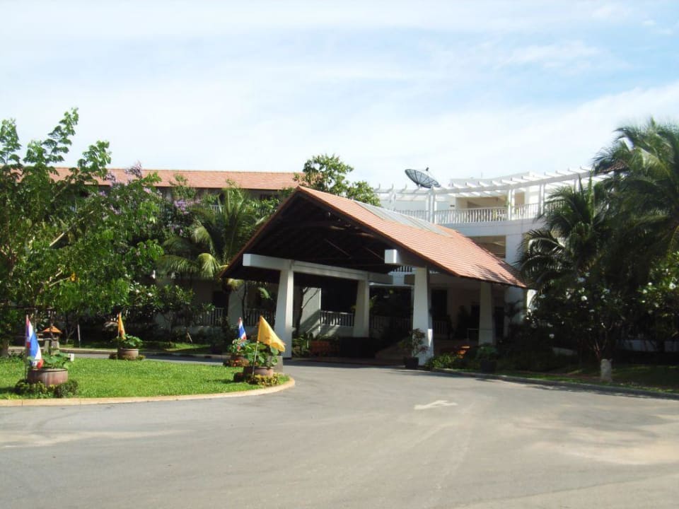 Hotelanfahrt Aonang Villa Resort