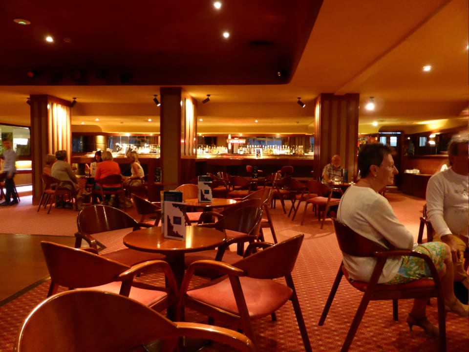 Innenbar allsun Hotel Lucana