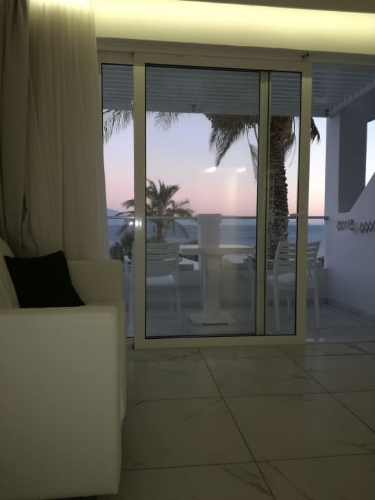 Ausblick Dimitra Beach Hotel & Suites