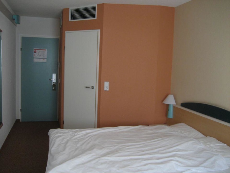 Zimmer (in die andere Richtung) ibis Wien City