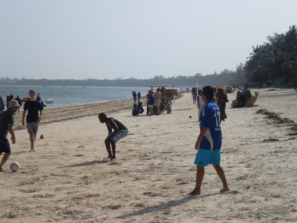 Bamburi Beach Hotel Traveller's Club