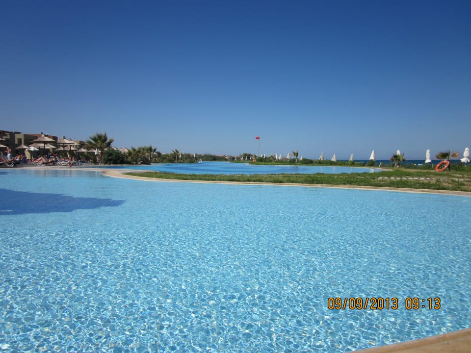 Super großer Pool direkt am Meer Astir Odysseus Kos Resort & Spa