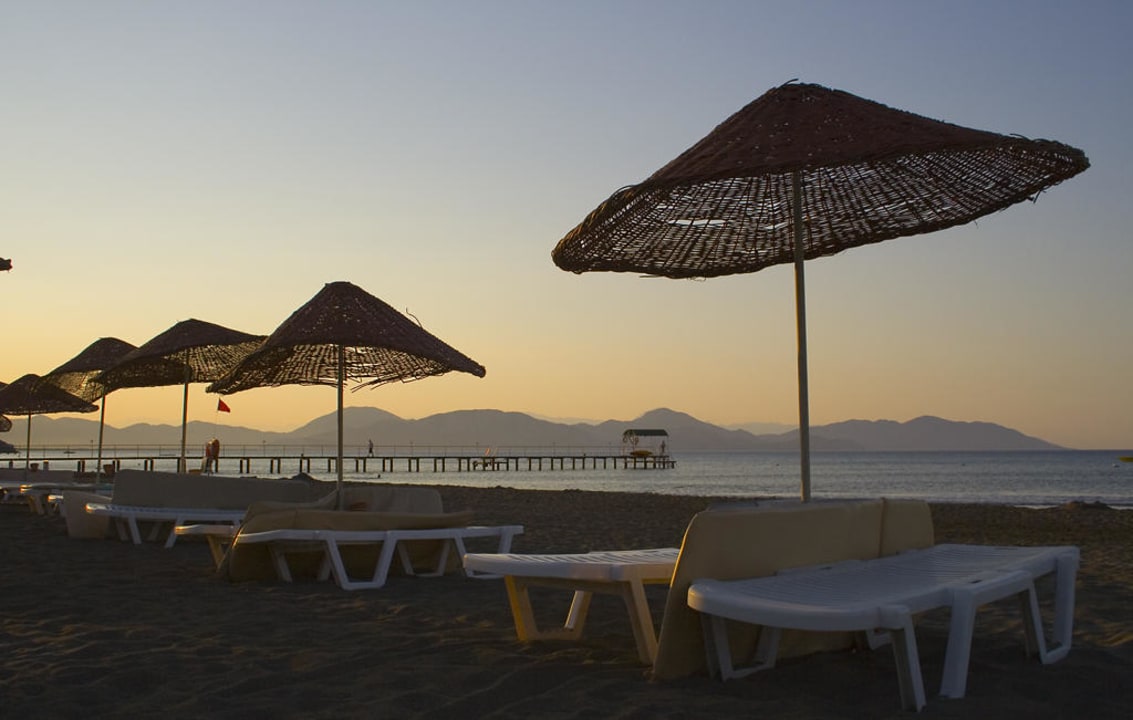 Sonnenaufgang am Sarigerme Park Strand TUI BLUE Sarigerme Park