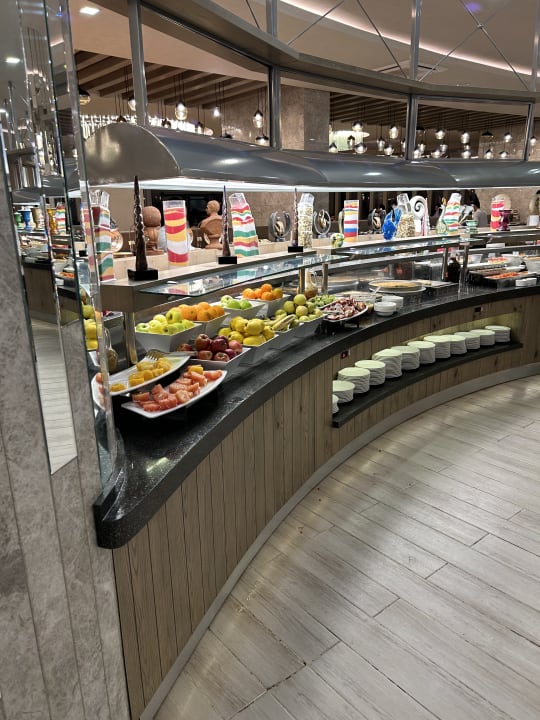 Gastro Royal Wings Hotel