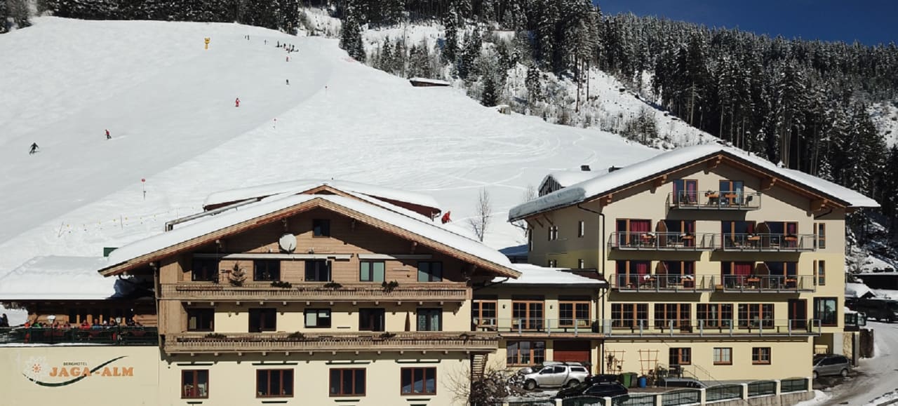 Außenansicht Berghotel Jaga-Alm