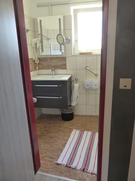 Zimmer Rheinhotel Lilie