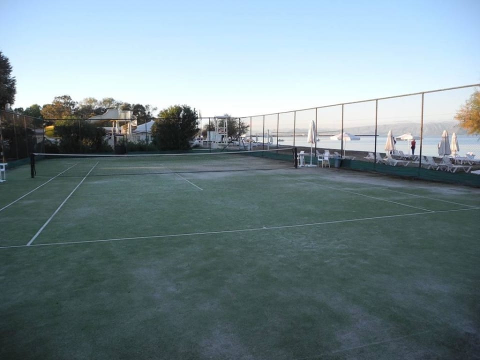 Der Tennisplatz Capo Di Corfu  (Im Umbau/Renovierung)