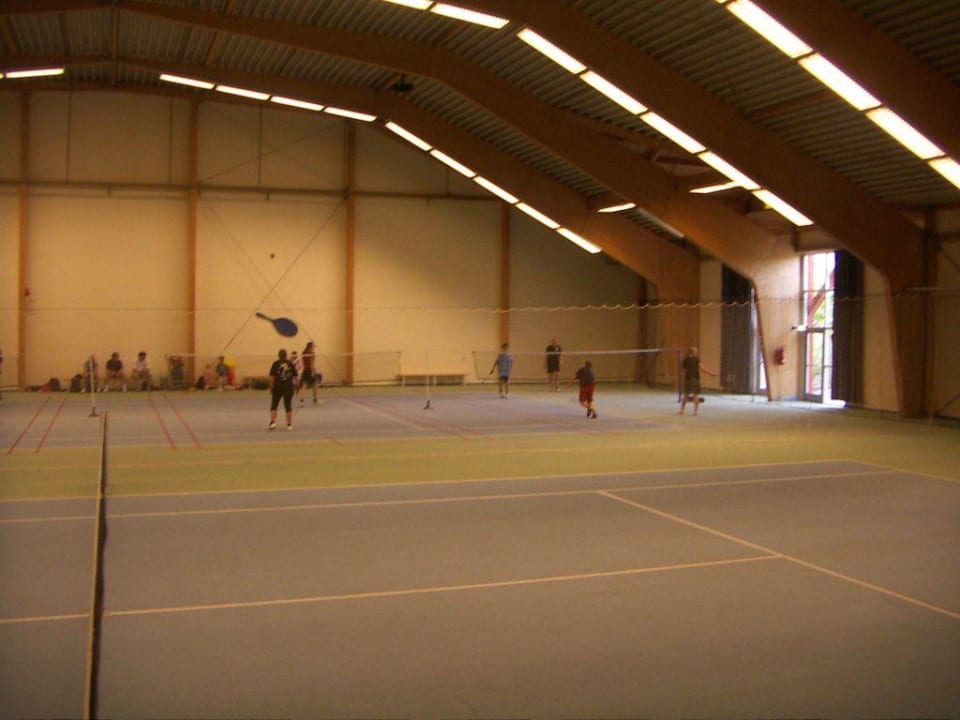 Tennis-/Badmintonhalle Center Parcs Park Hochsauerland