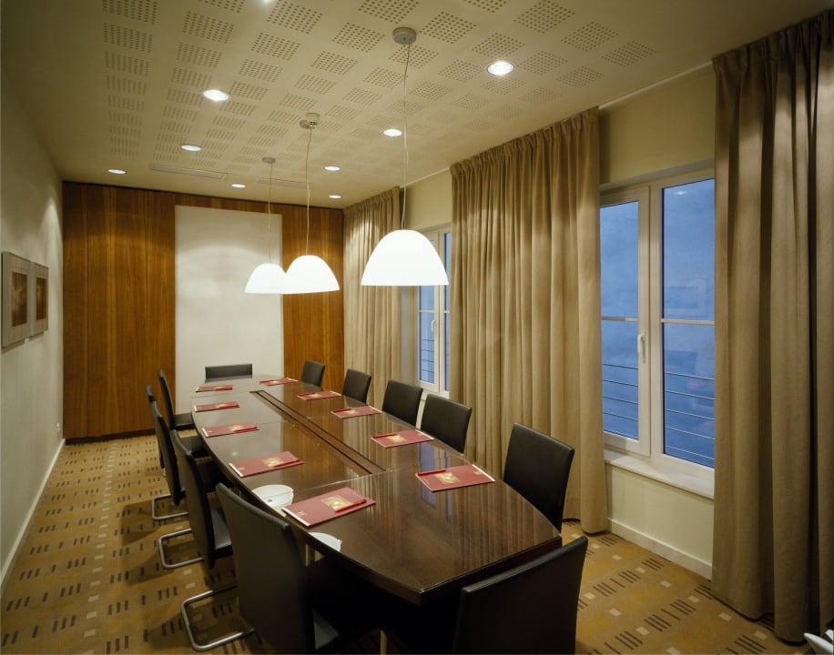 Conference Room K+K Hotel Central