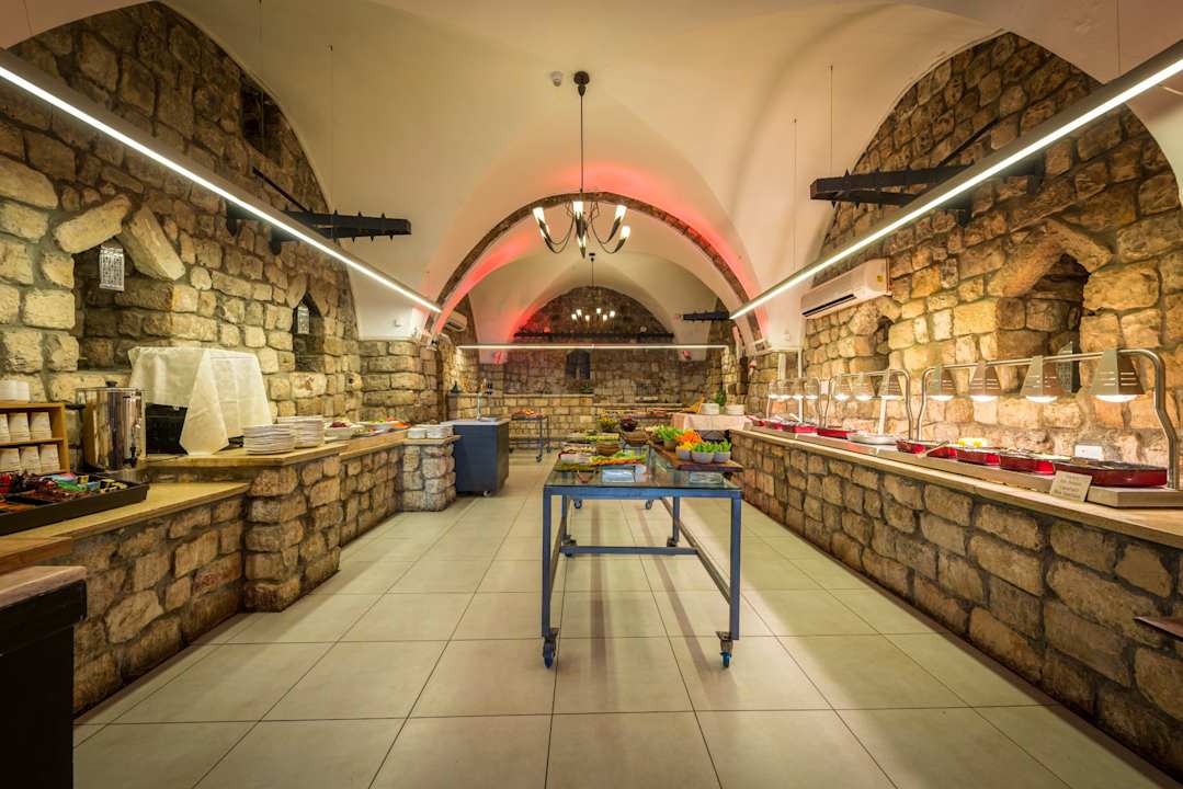 Gastro Ruth Safed Hotel