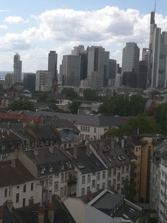 Ausblick Lindner Hotel Frankfurt Main Plaza, part of JdV by Hyatt