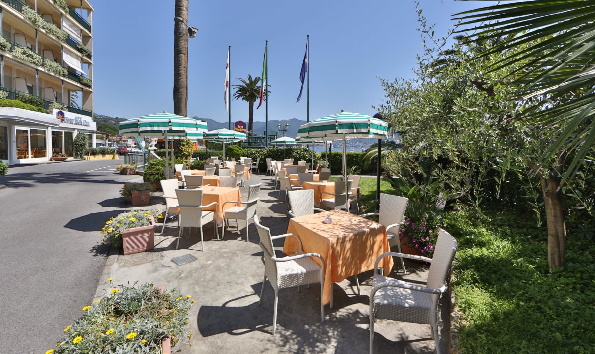 Colazione all'aperto Best Western Hotel Regina Elena & Dependance