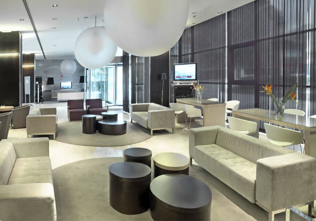 Lobby NH Sevilla Plaza de Armas