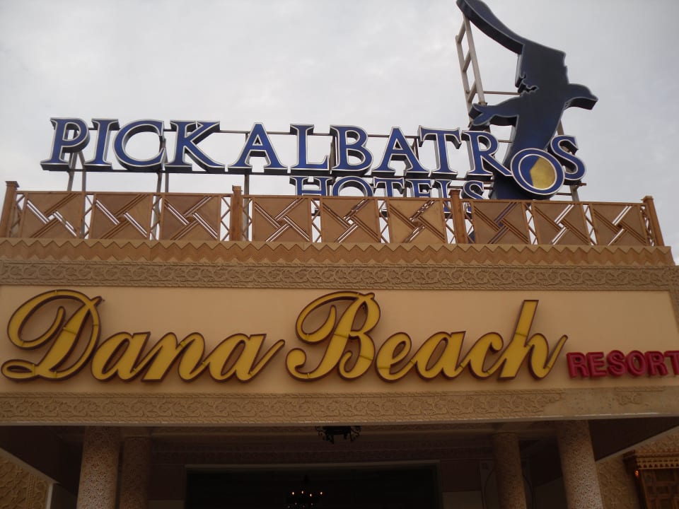 Unser Eingang Pickalbatros Dana Beach Resort - Hurghada