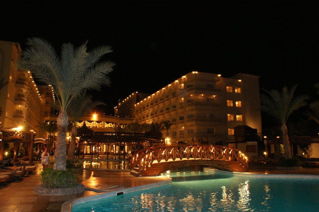 Ночной "Фестиваль" Riviera Aqua Park Resort