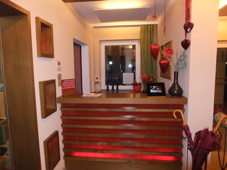 Lobby Aparthotel Christine