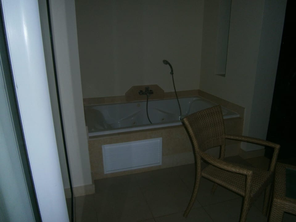 Jacuzzi auf Terrasse Secrets Royal Beach Punta Cana - Adults only