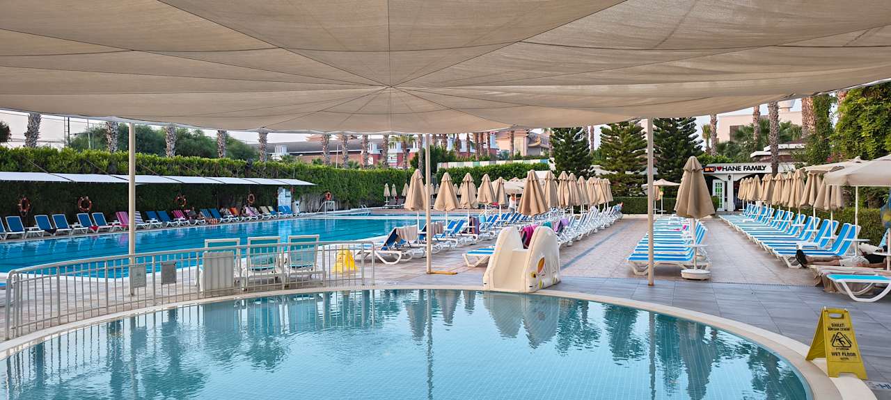 Pool Hane Family Resort