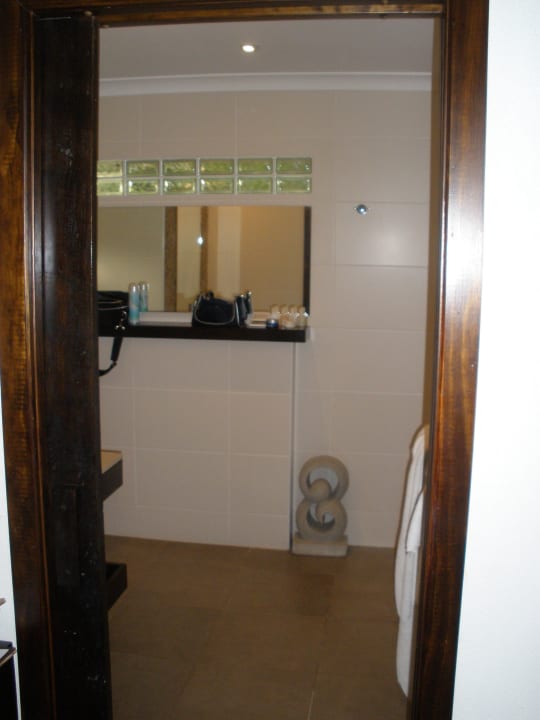 Badeingang Pacific Resort Rarotonga