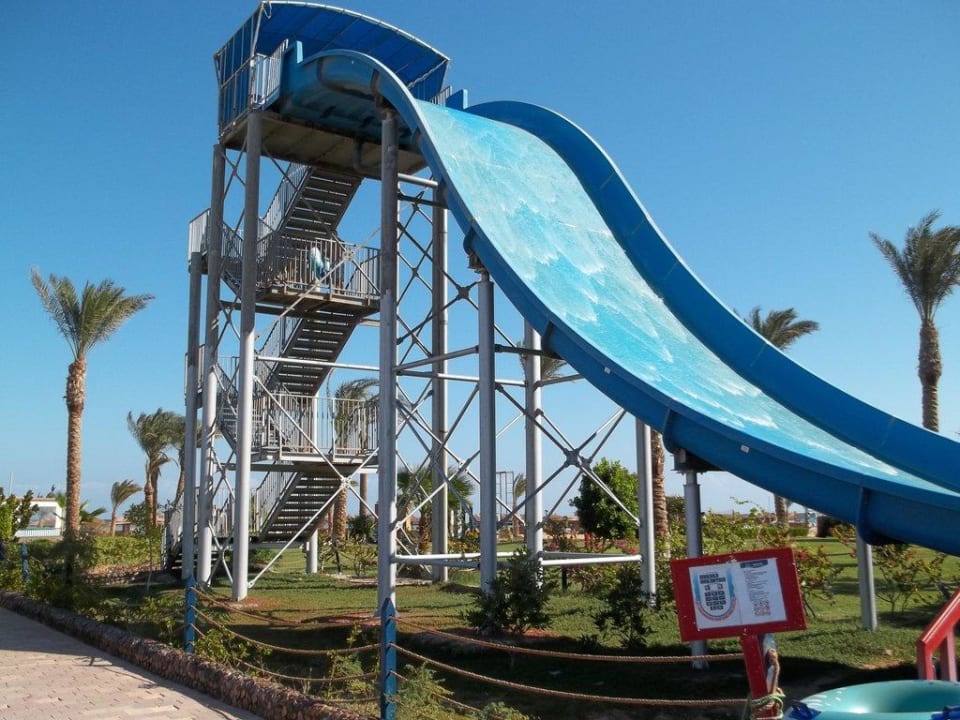 Zjeżdżalnia Hotel Titanic Palace