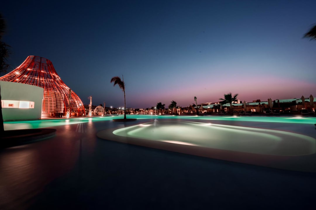 Pool Sentido Reef Oasis Suakin