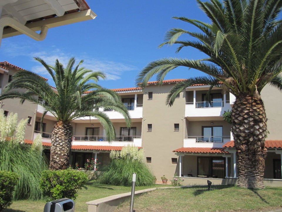 Blick auf unser Zimmer Hotel Lagomandra Beach