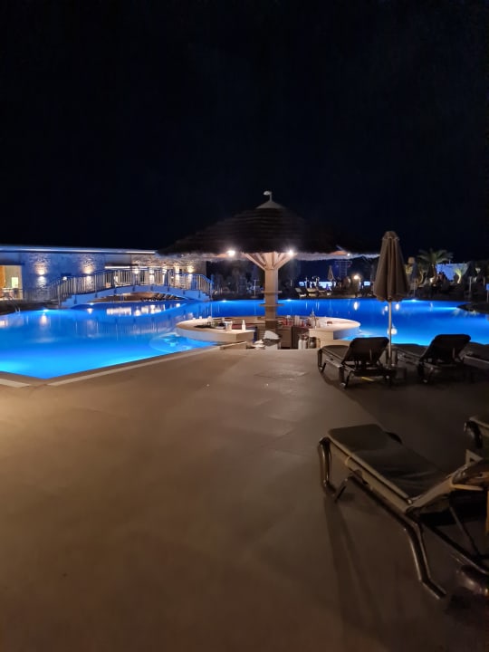 Pool Nana Golden Beach