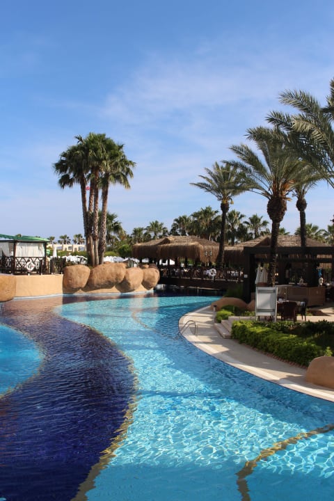 Sehr große Poolanlage Fame Residence Lara & Spa