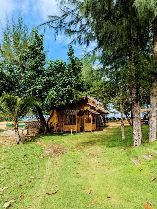 Gartenanlage La Vela Khao Lak