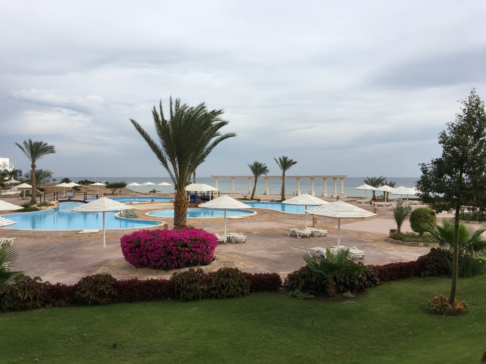 Pool Three Corners Equinox Beach Resort