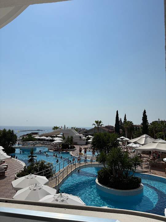 Pool Laguna Beach Alya Resort & Spa Hotel