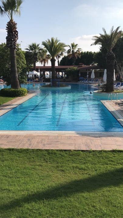 Pool Hotel Grand Side