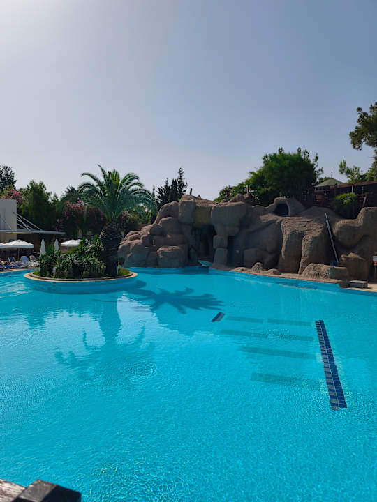 Pool Blue Waters Club